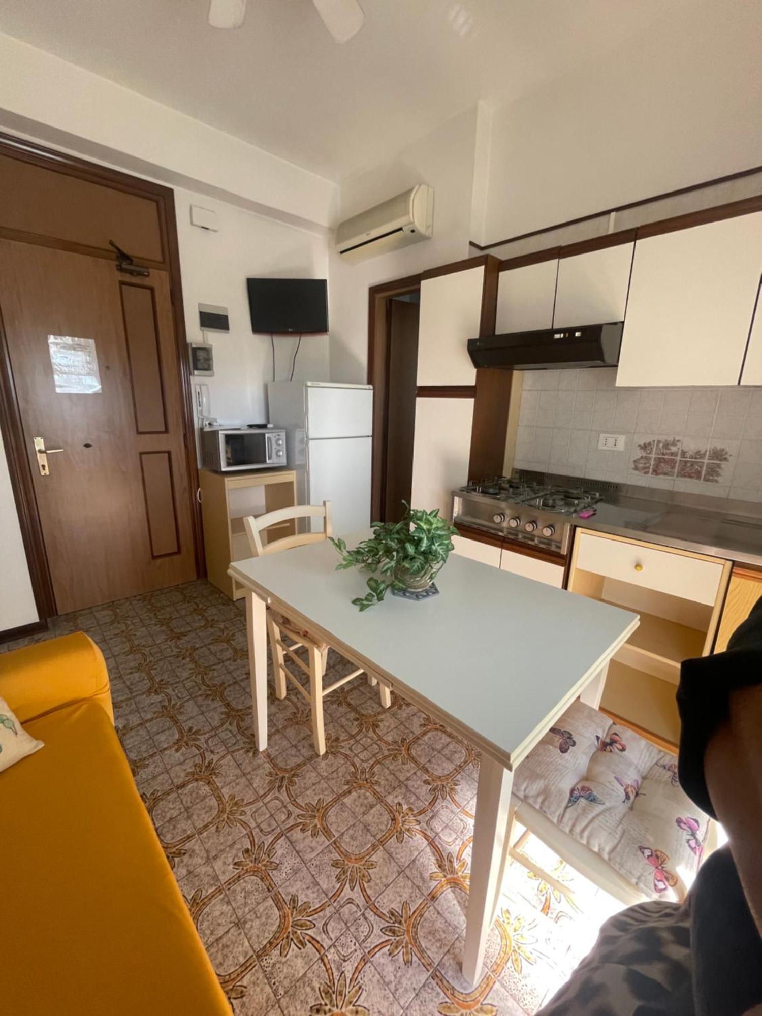 Appartement Foscolo Sunset House à Jesolo Extérieur photo